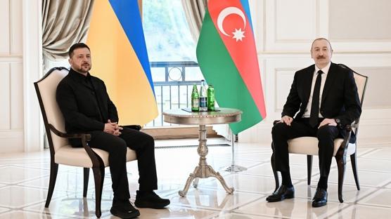 Zelenski'den Azerbaycan'da m�zakere ��k���: Rusya bu yolu se�erse y�r�tmek isteriz