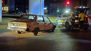 Bursa'da polisin 'dur' ihtar�na uymayan alkoll� s�r�c�ye 400 bin lira ceza