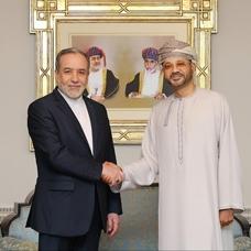 �ran ve Umman aras�nda diplomasi: Erak�i ve Umman Sultan� Bin Tar�k g�r��t�