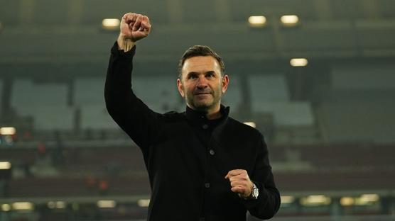 Okan Buruk'tan, Fenerbah�e'ye kar�� 6. galibiyet