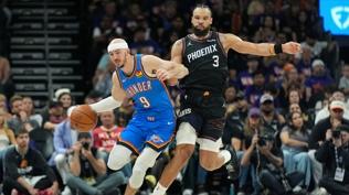 Oklahoma City Thunder, Phoenix Suns'� yenerek seriyi 3-0 yapt�