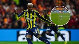 Talisca penalt�y� ka��rd�!