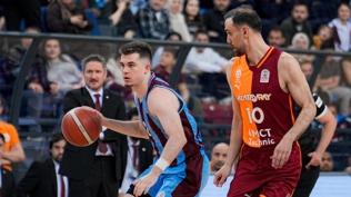 Trabzonspor, evinde Galatasaray'� ma�lup etti