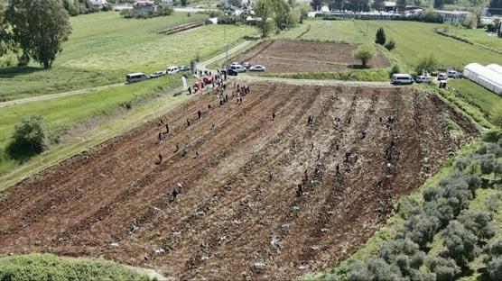 T�rkiye'yi yasa bo�an okul sald�r�s�! Kaybedilen 9 can i�in umut orman� kuruldu