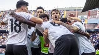 Valencia, 4 ma� sonra galibiyet sevinci ya�ad�