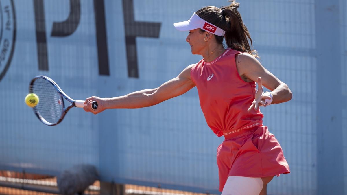 Zeynep S�nmez, Madrid A��k'a veda etti