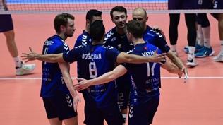 Altekma'da yaprak d�k�m�! 7 oyuncu ile yollar ayr�ld�