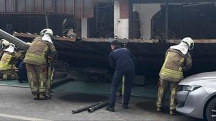 Ankara'da VEKAM binas�n�n duvar� ��kt�: B�lgeye itfaiye ekipleri sevk edildi