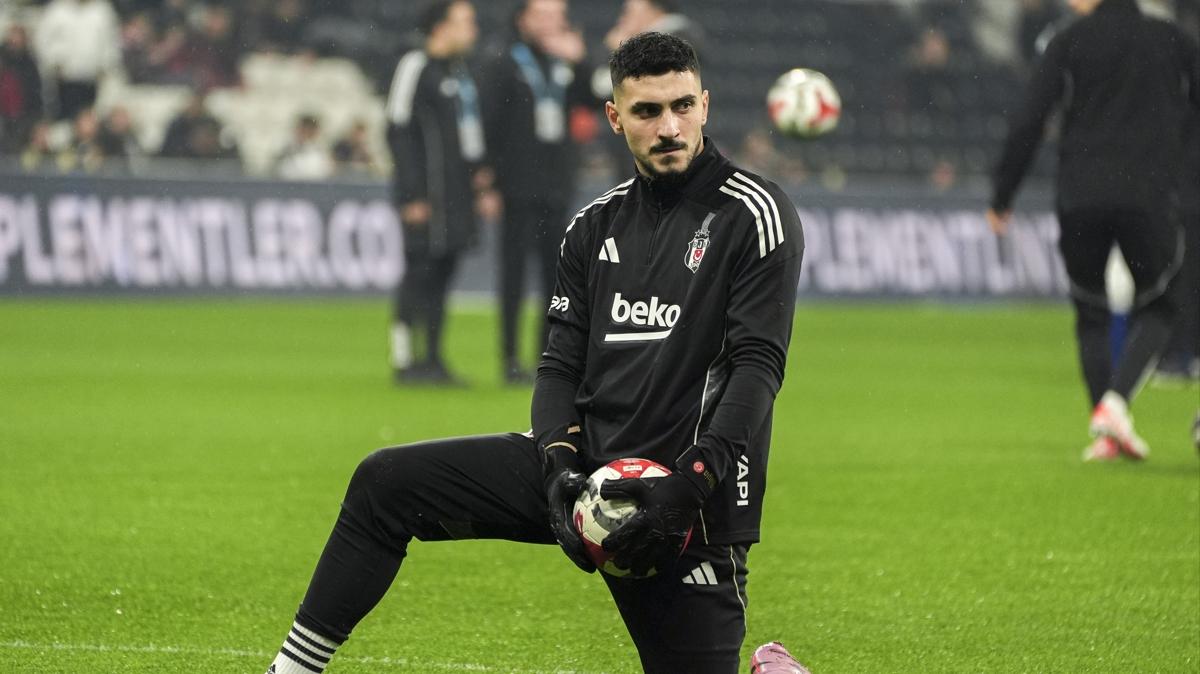 Devis Vazquez, Be�ikta� formas�yla siftah yapt�