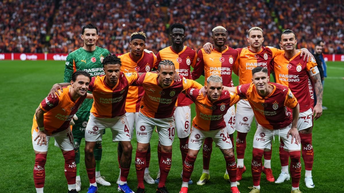 Galatasaray �ampiyonluk i�in sahaya ��k�yor! G�zler Samsunspor deplasman�nda