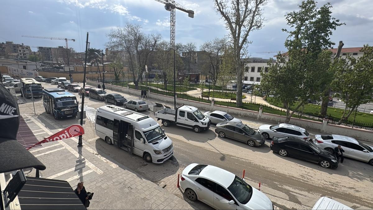 Malatya'da pe� pe�e depremler