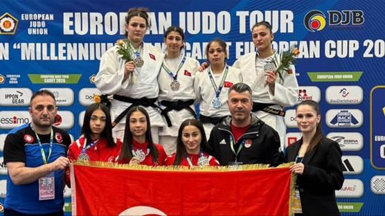 Milli judoculardan Almanya'da 8 madalya