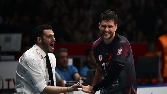 Mustafa Kavaz ve Berkay Bayraktar'dan �ampiyonluk sonras� a��klamalar