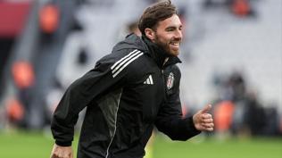 Orkun K�k�� �d�l�ne kavu�tu