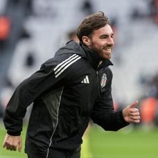 Orkun K�k�� �d�l�ne kavu�tu