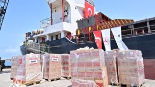 Soyk�r�mc� �srail yerlerinden etmi�ti... T�rkiye'den L�bnan halk�na insani yard�m