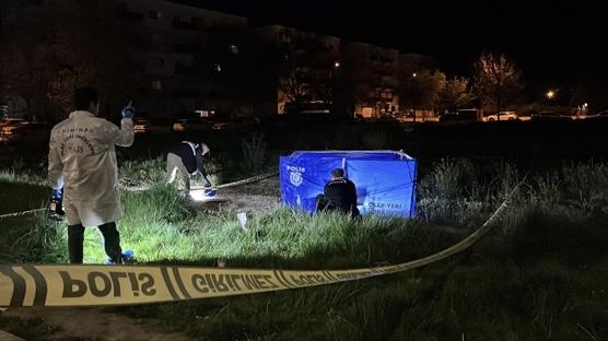 Yan bakt�n kavgas�nda kan d�k�ld�: �l� ve yaral� var