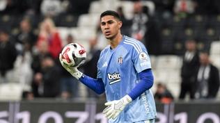 Devis Vazquez: Be�ikta� formas�n� giyme onuruna sahip oldu�um i�in �ok mutluyum