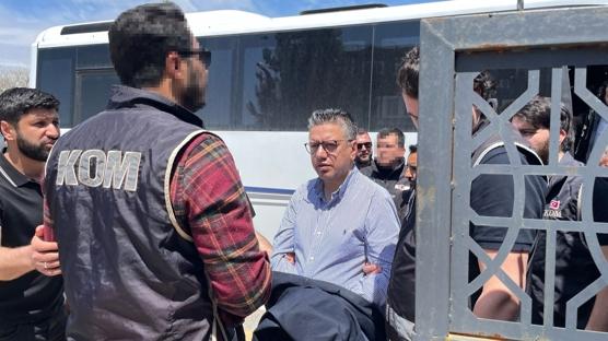 Halfeti Belediyesi'ne operasyon: �eref Albayrak dahil 29 tutuklama