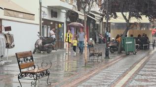 Sağanak kapıda! Haftasonu sıcaklıklar 24 dereceye düşecek