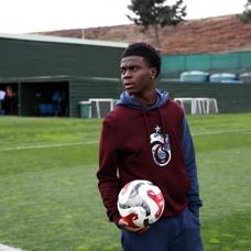 Trabzonspor'da Christ Oulai transferi kulüp tarihin geçti