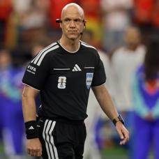 Anthony Taylor hakemlik kariyerini noktaladı