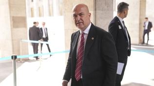 CHP'de vekil istifaları başladı