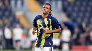 Fenerbahçe'de Nathan Ake ilk kez 11'de