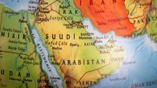 Husiler'den Suudi Arabistan'a deniz ablukası: 24 saatte 6 gemi geri döndürüldü