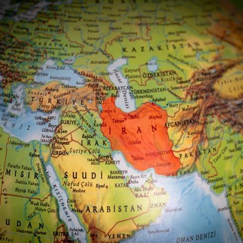 Husiler'den Suudi Arabistan'a deniz ablukası: 24 saatte 6 gemi geri döndürüldü