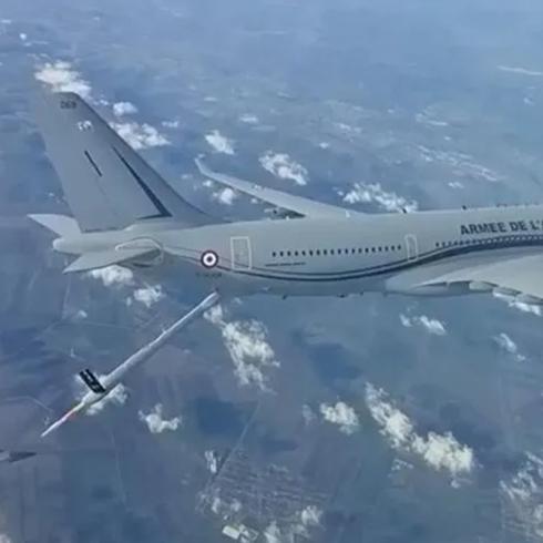Kom�udan ABD'ye ye�il ���k... Tanker u�aklar� konu�lanacak