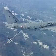 Kom�udan ABD'ye ye�il ���k... Tanker u�aklar� konu�lanacak
