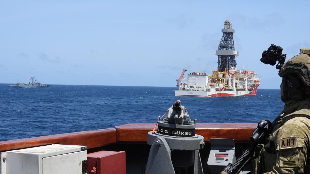 MSB'den Somali Deniz Görev Grubu paylaşımı: Refakat ve koruma görevi sürüyor