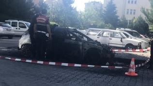 Önce ateşe verdi sonra pompalıyla kurşun yağdırdı