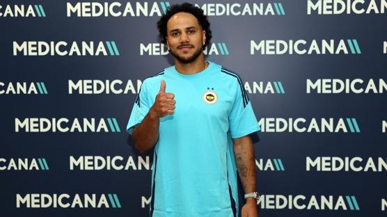 Fenerbah�e'de Shane Larkin sa�l�k kontrol�nden ge�ti