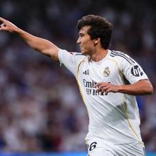 G�r��meler ba�lad�! Fulham'dan Gonzalo Garcia ata��