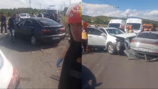 Kars'ta kara yolu sava� alan�na d�nd�: 3 ara� birbirine girdi, �ok say�da yaral� var