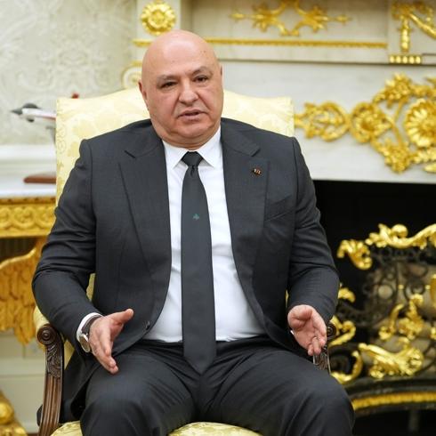 L�bnan Cumhurba�kan� Avn'dan acil �a�r�...'�srail'in �ekilmesi istikrar i�in temel ad�m'