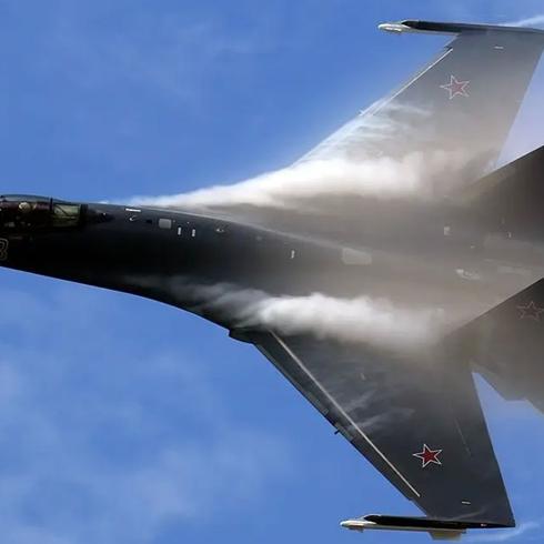 50 adet Su-35 sava� u�a�� yola ��kt�