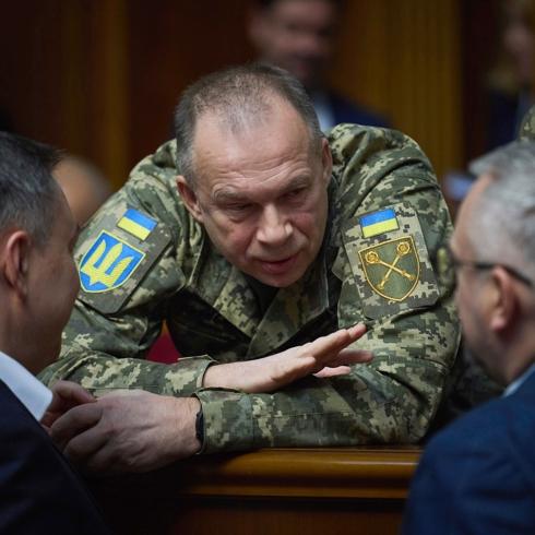 Protestolar sonu� verdi! Zelenski Genelkurmay Ba�kan�'n� g�revden ald�