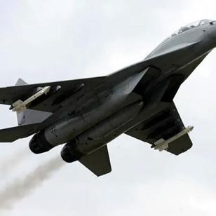 19 adet MiG-29 havalimanına geldi