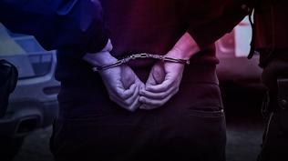 12 ilde dev veri s�z�nt�s� operasyonu! Polis ve g�mr�k��ler i�in tutuklama talebi