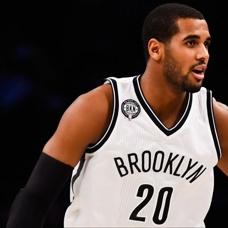 Ani bir açıklama ile duyurdu! Brandon Davies basketbolu bıraktı
