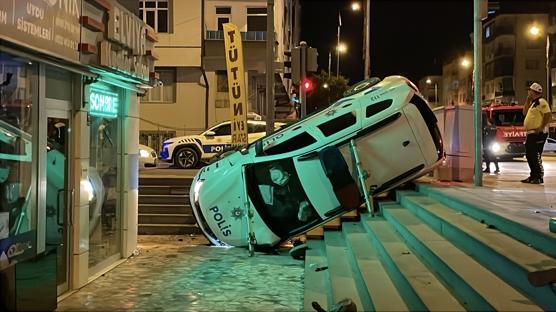 Polis aracının karıştığı kaza: 2'si bekçi 3 yaralı