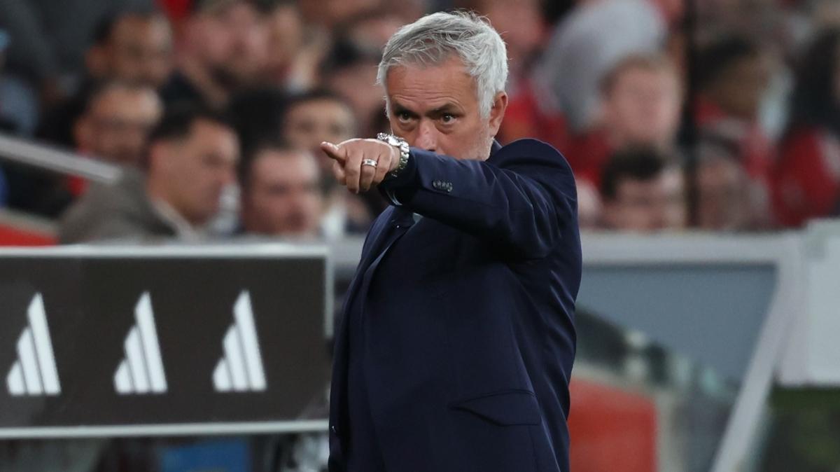 Real Madrid'de s�rpriz karar! Jose Mourinho ayr�l���na izin verdi