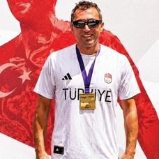 Serkan Y�ld�r�m'dan Meksika'da alt�n madalya!