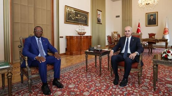 TBMM Başkanı Kurtulmuş, Kamerun'un Ankara Büyükelçisi Tchatchouwo'yu kabul etti
