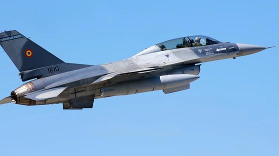 Avrupa �lkesinin hava sahas�nda alarm! F-16'lar havaland�