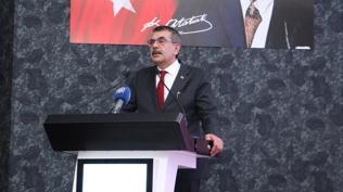 Bakan Tekin: Okullarımızdaki teknolojik altyapıyı 2-3 yılda bir değiştirdiğimiz yazılımlar var