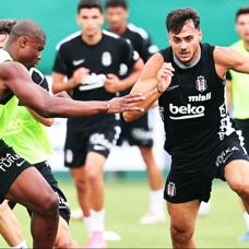 Beşiktaş, Midtjylland mesaisine ara vermeden başladı